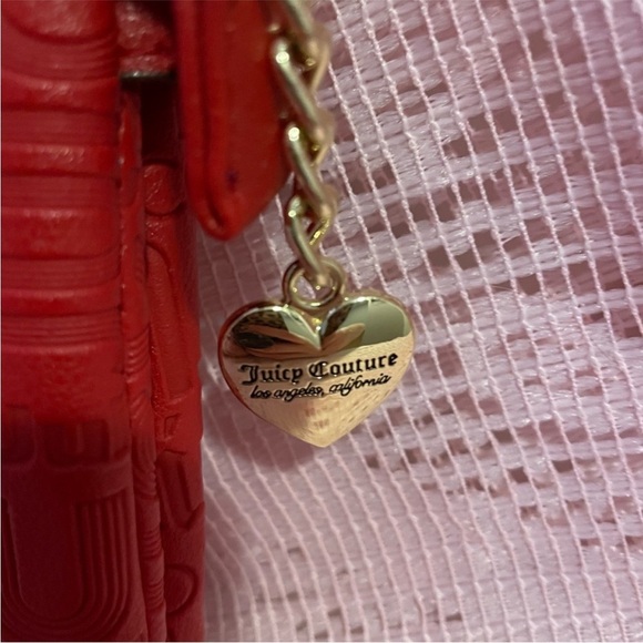 Juicy Couture Word Search“Lipstick Red” Triple Crossbody bag Adjustable Strap - Picture 4 of 7